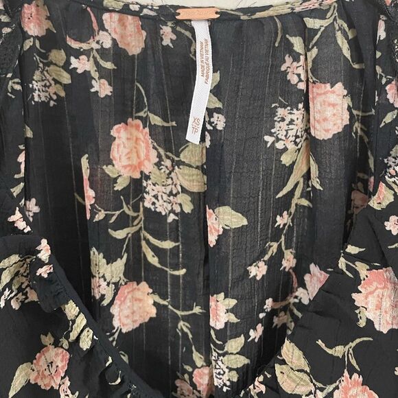 Free People Ruched V-neck Floral crop top black xs - Picture 2 of 7